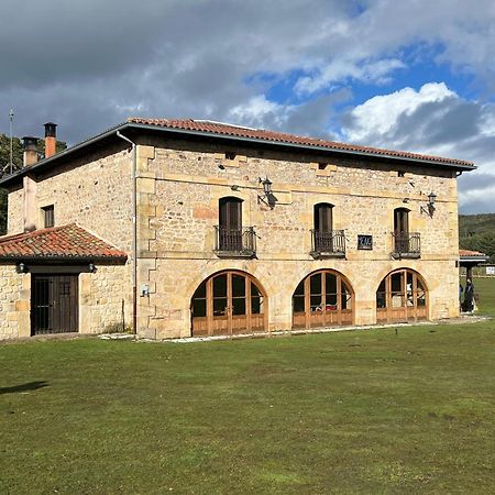 Albergue Pinares - La Casona De Revenga Regumiel de la Sierra Dış mekan fotoğraf