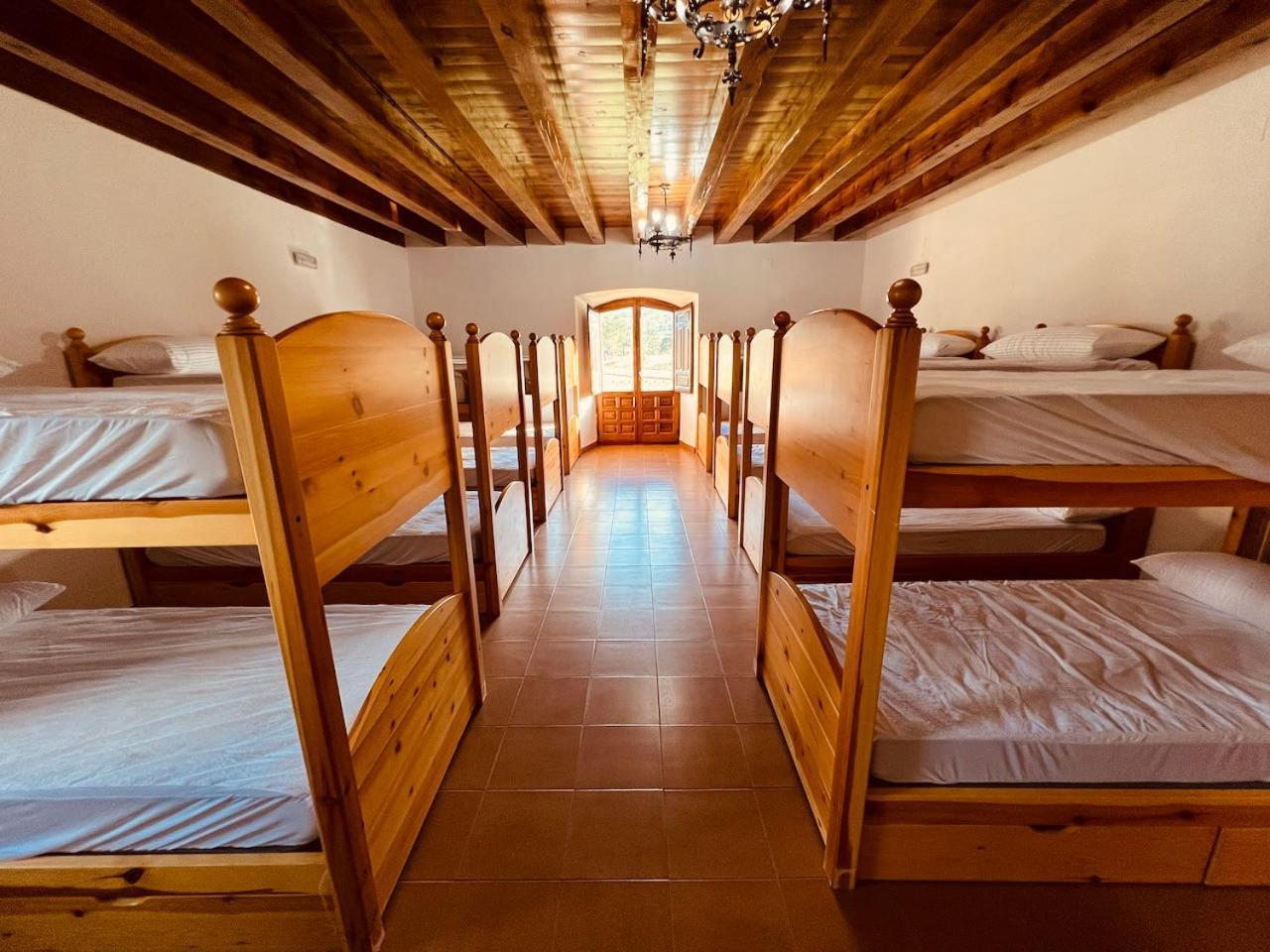 Albergue Pinares - La Casona De Revenga Regumiel de la Sierra Dış mekan fotoğraf